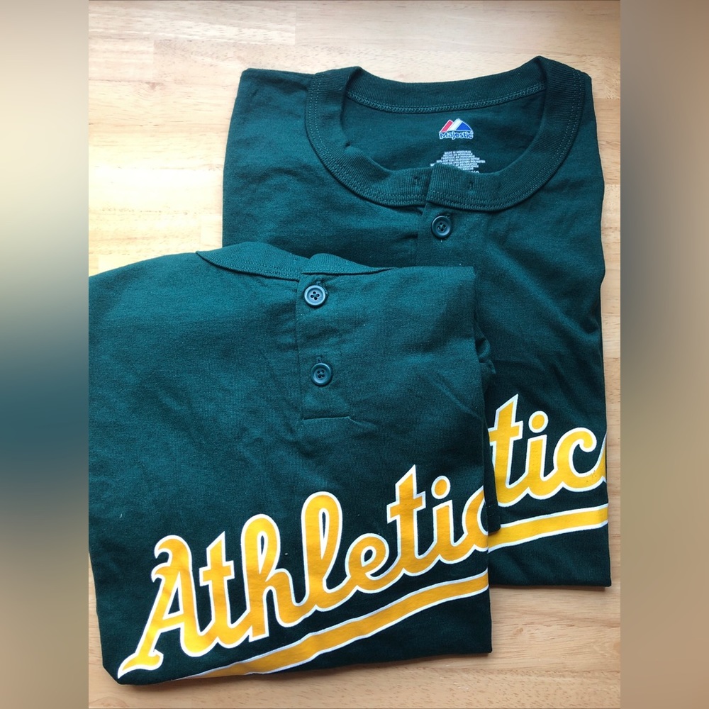 Majestic MLB Oakland Athletics A’s Button Up Henley Green Sz 2XL Cool Base